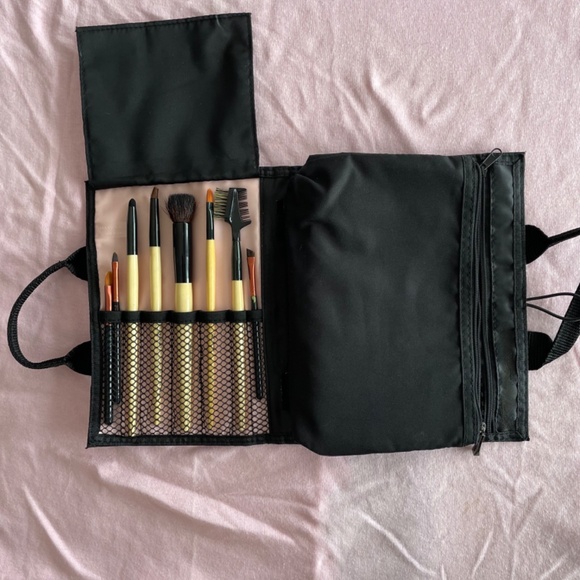 MARY KAY MAKEUP BAG - Picture 2 of 8